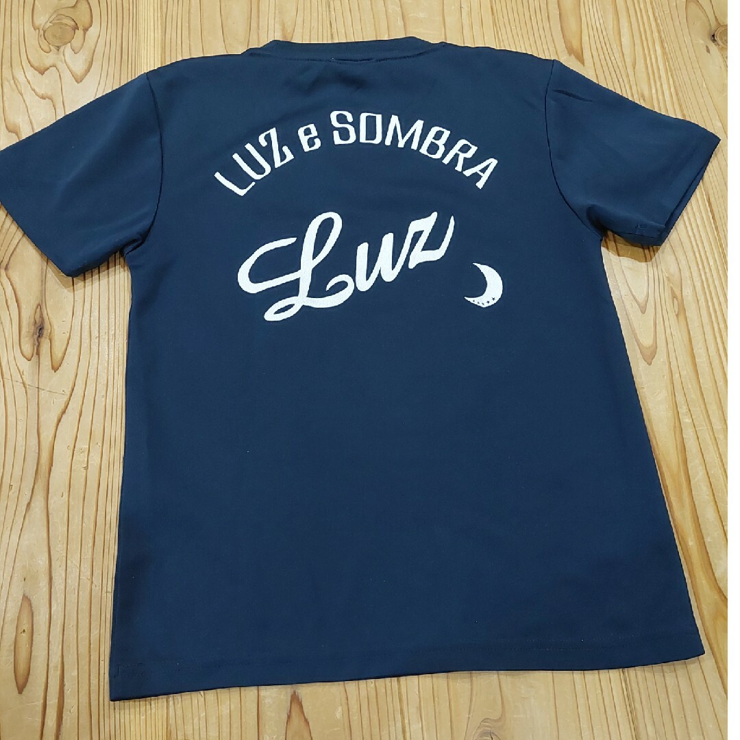 LUZ(ルース)のルースイソンブラ　Tシャツ　140 ネイビー スポーツ/アウトドアのサッカー/フットサル(ウェア)の商品写真