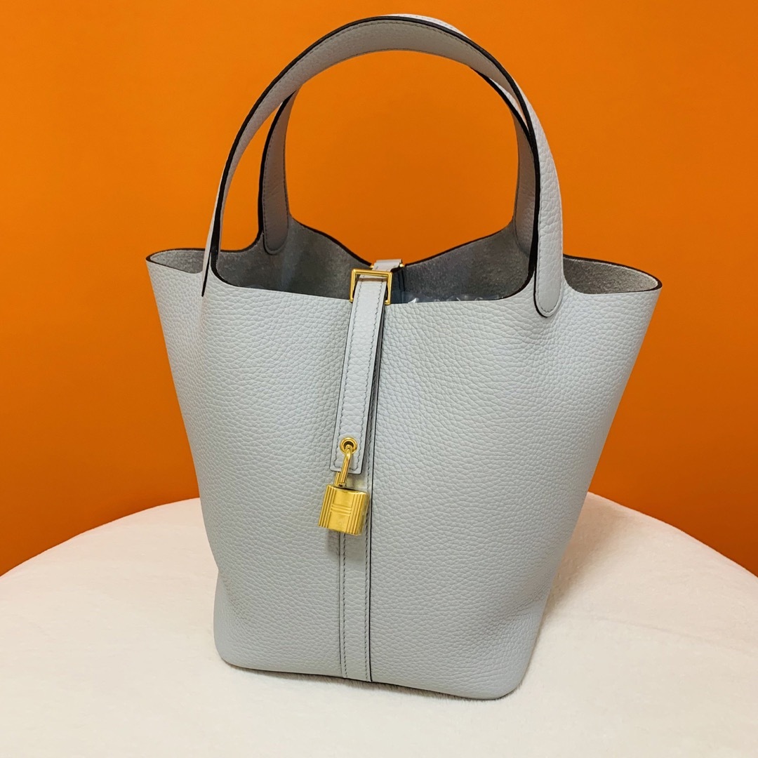 HERMES - 新品未使用 エルメス ピコタンMM ブルーペール HERMES HERMES - 新品未使用 エルメス ピコタンMM ブルーペール HERMES