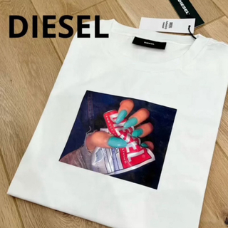 ディーゼル(DIESEL)の新品 DIESEL ディーゼル デザイン Tシャツ ホワイト 白  M 男女兼用(Tシャツ(半袖/袖なし))