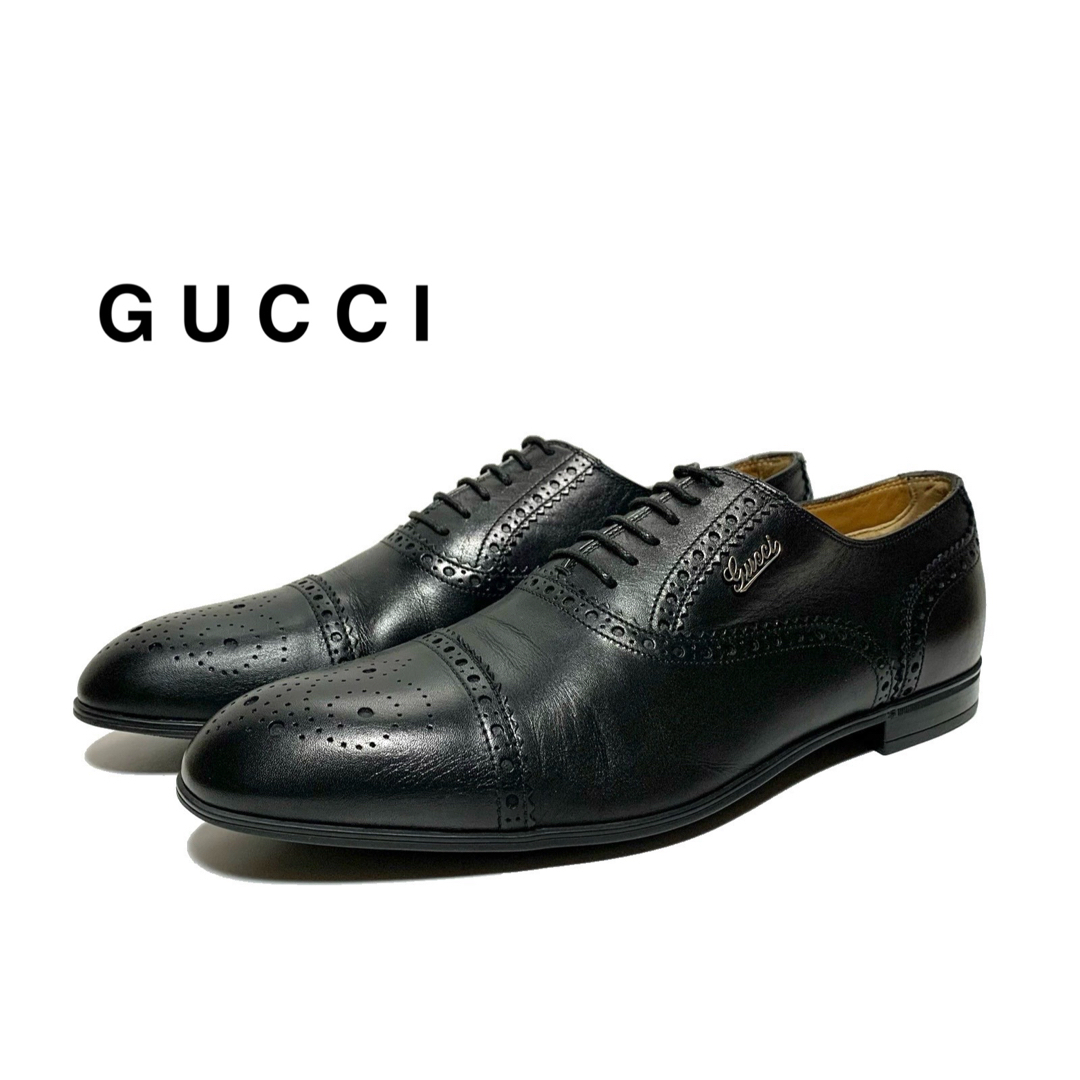 Gucci(グッチ)の美品 グッチ 内羽根 ロゴ レザー セミブローグ シューズ 黒 イタリア製 革靴 メンズの靴/シューズ(ドレス/ビジネス)の商品写真
