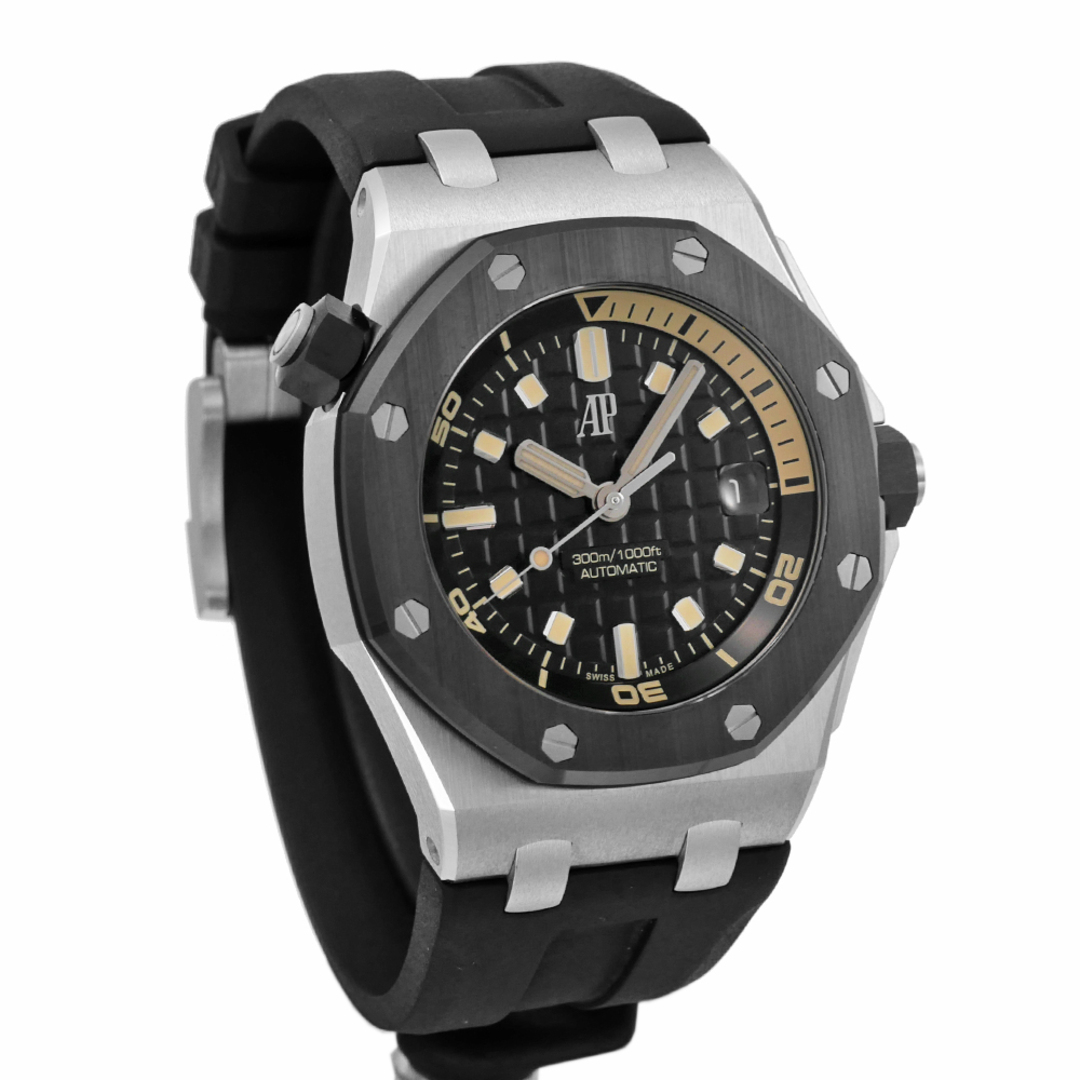 AUDEMARS PIGUET(オーデマピゲ)のロイヤルオーク オフショアダイバー 300本限定 Ref.15720CN.OO.A002CA.01 中古品 メンズ 腕時計 メンズの時計(腕時計(アナログ))の商品写真