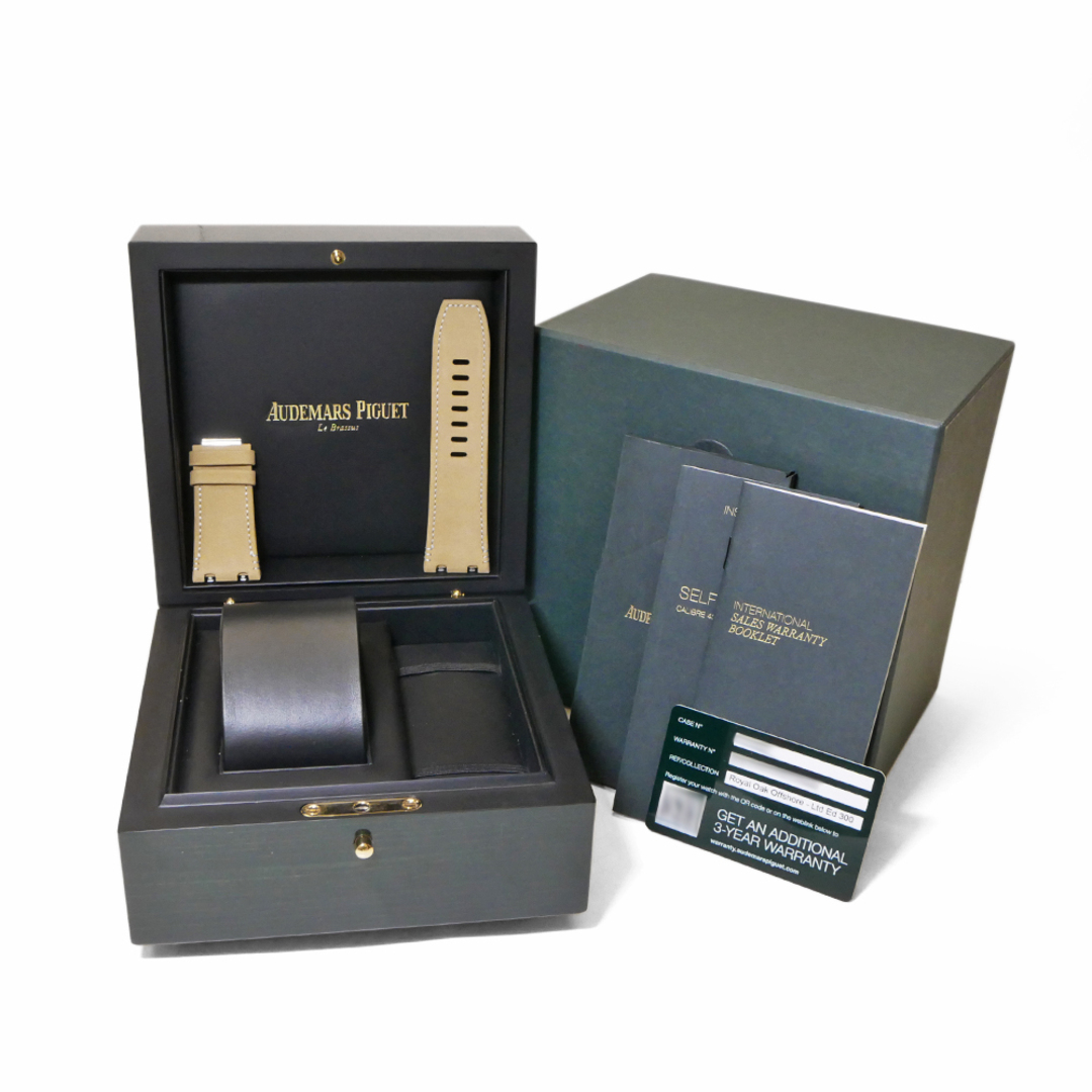 AUDEMARS PIGUET(オーデマピゲ)のロイヤルオーク オフショアダイバー 300本限定 Ref.15720CN.OO.A002CA.01 中古品 メンズ 腕時計 メンズの時計(腕時計(アナログ))の商品写真