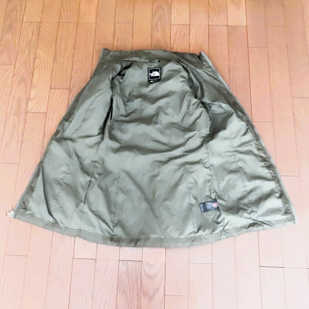 THE NORTH FACE(ザノースフェイス)の美品 ノースフェイス ナイロンジャケット ウーマンズ XS カーキ レディースのジャケット/アウター(ナイロンジャケット)の商品写真