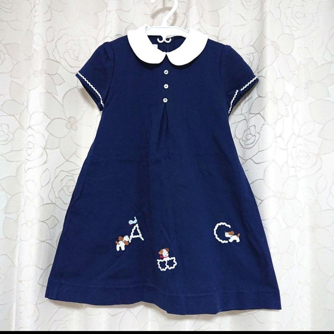 familiar(ファミリア)のファミリア familiar 白襟 ワンピース ネイビー 110㎝ キッズ/ベビー/マタニティのキッズ服女の子用(90cm~)(ワンピース)の商品写真