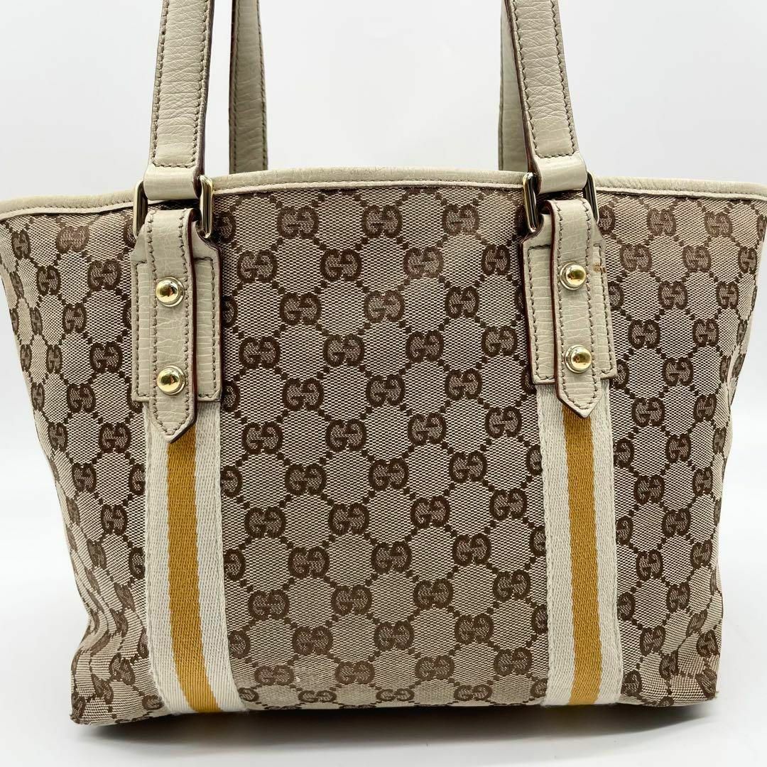 Gucci(グッチ)のグッチ　トートバッグ　プリンシー　チャーム　シェリーライン　GGキャンバス　革 レディースのバッグ(トートバッグ)の商品写真
