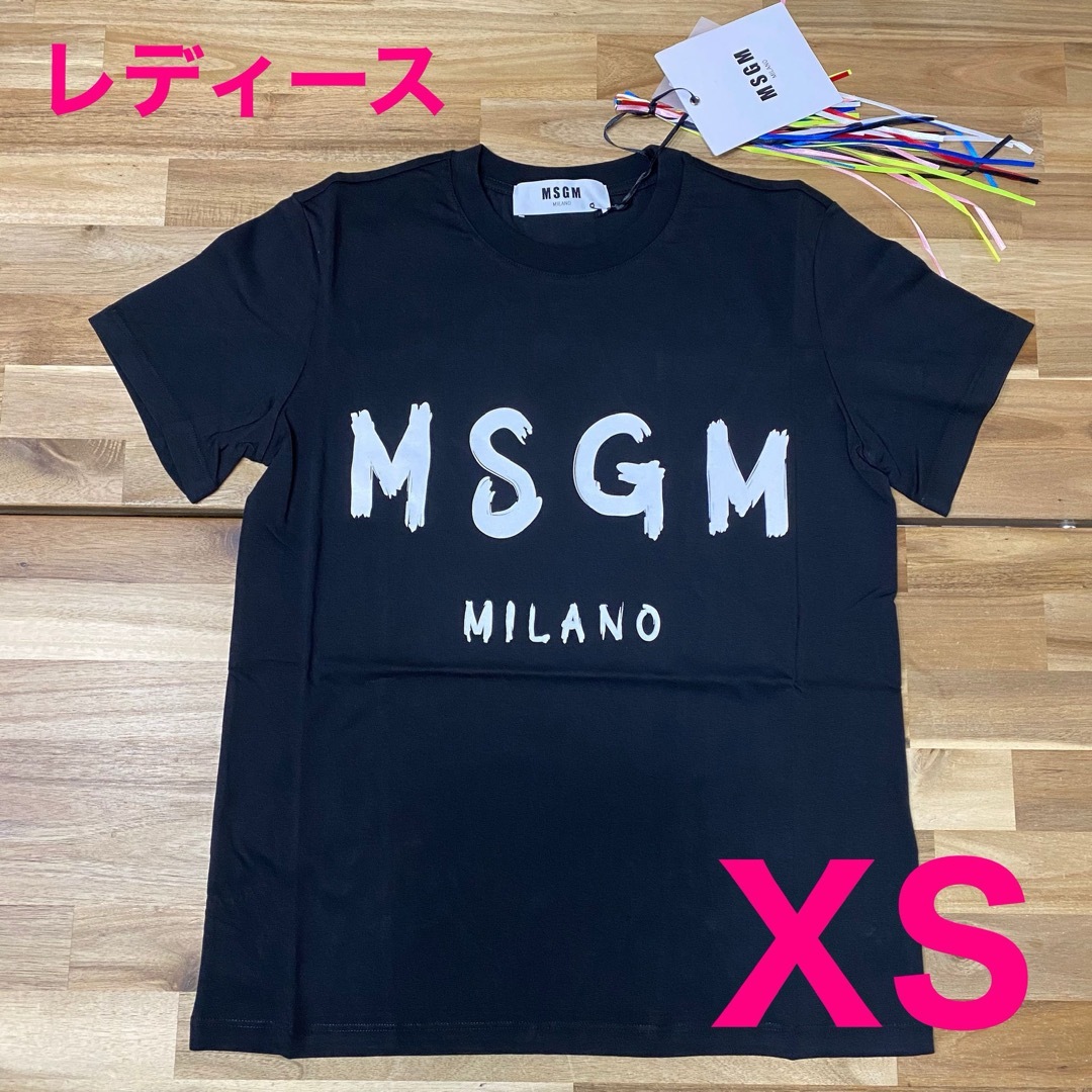 MSGM(エムエスジイエム)の新品　MSGM レディース ロゴTシャツ ブラック　半袖　黒　プレゼント　ギフト レディースのトップス(Tシャツ(半袖/袖なし))の商品写真