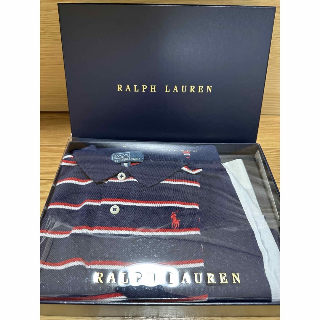 POLO RALPH LAUREN(ポロラルフローレン)の【新品未着用】ラルフローレン　セットアップ　ギフトボックス　80サイズ キッズ/ベビー/マタニティのベビー服(~85cm)(シャツ/カットソー)の商品写真