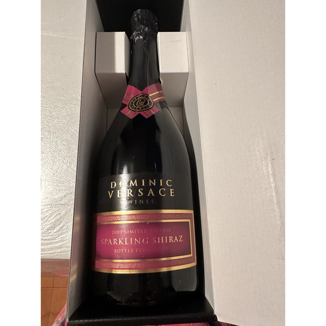 ドミニク・ヴェルサーチ スパークリングワイン 750ml 古酒 - ワイン ドミニク・ヴェルサーチ スパークリングワイン 750ml 古酒 - ワイン