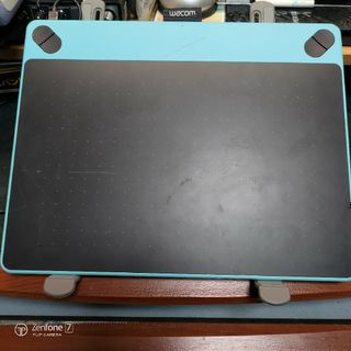 Wacom - Cintiq Companion Hybrid(32GB) Wacom13HDの通販 by ryo's