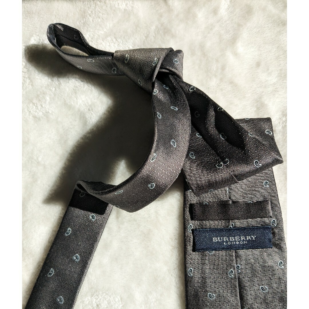 BURBERRY(バーバリー)の【シルク100％】BURBERRY LONDON　バーバリー　ネクタイ　ホース メンズのファッション小物(ネクタイ)の商品写真