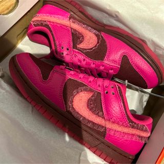 ナイキ(NIKE)のNike WMNS Dunk Low "Valentines Day"(スニーカー)