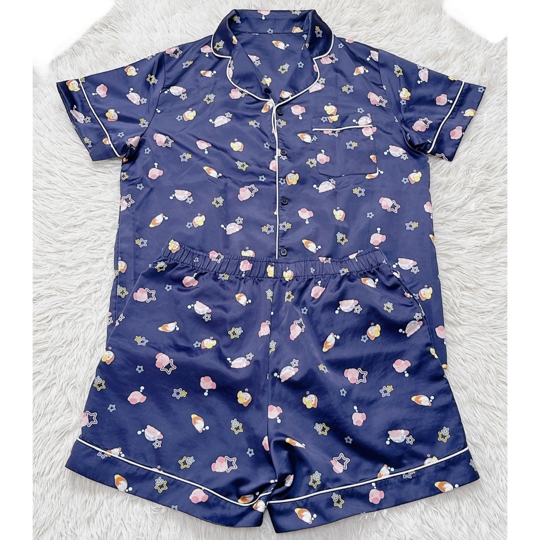 GU(ジーユー)のGU ジーユー　パジャマ　カービー　カービィ　夏服　セットアップ　サテンパジャマ レディースのルームウェア/パジャマ(パジャマ)の商品写真