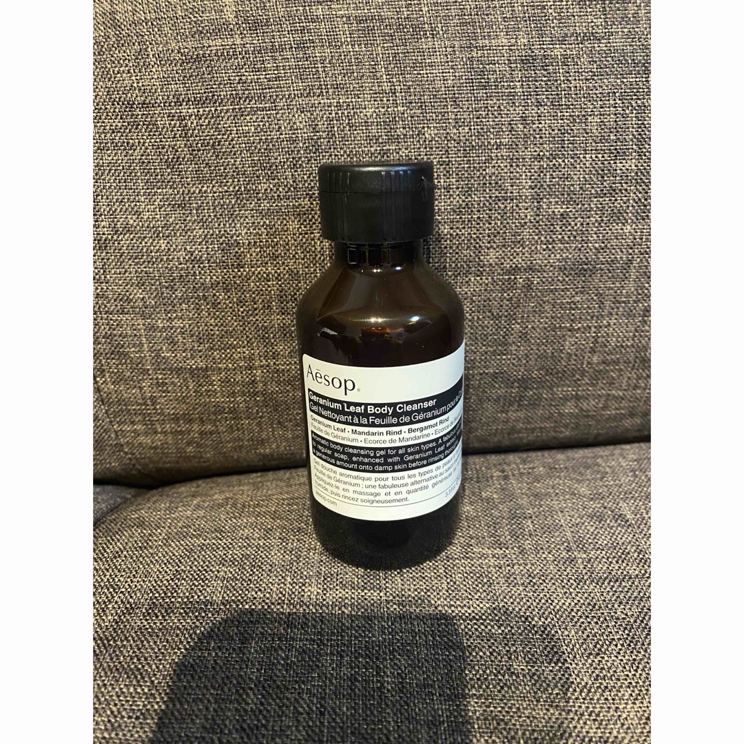 Aesop(イソップ)の【新品未使用‼️】Aesop ゼラニウム ボディクレンザー 100ml コスメ/美容のボディケア(ボディソープ/石鹸)の商品写真