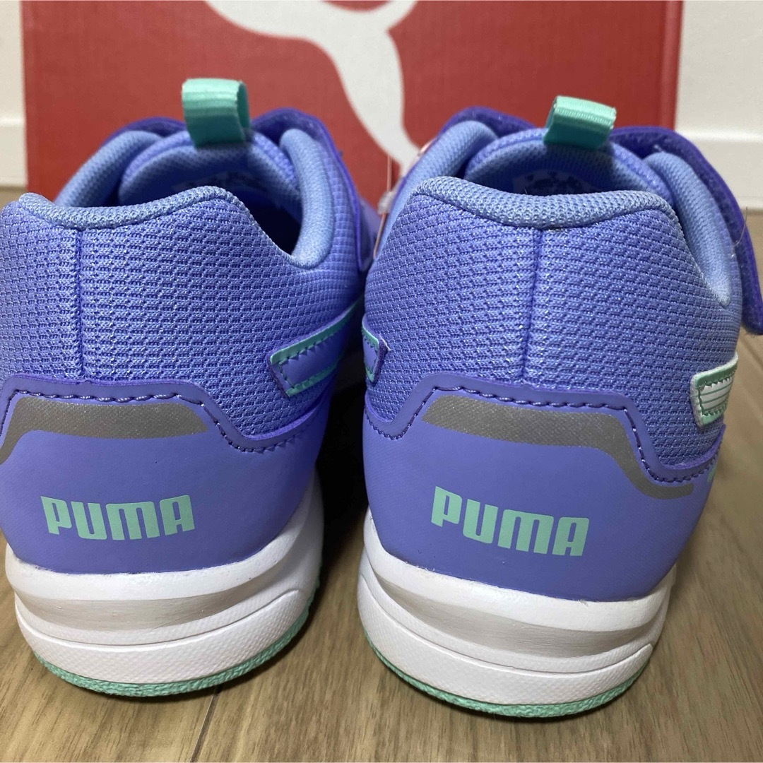 PUMA(プーマ)の新品21cm プーマ ジュニア スニーカー スピードモンスターV4 キッズ/ベビー/マタニティのキッズ靴/シューズ(15cm~)(スニーカー)の商品写真