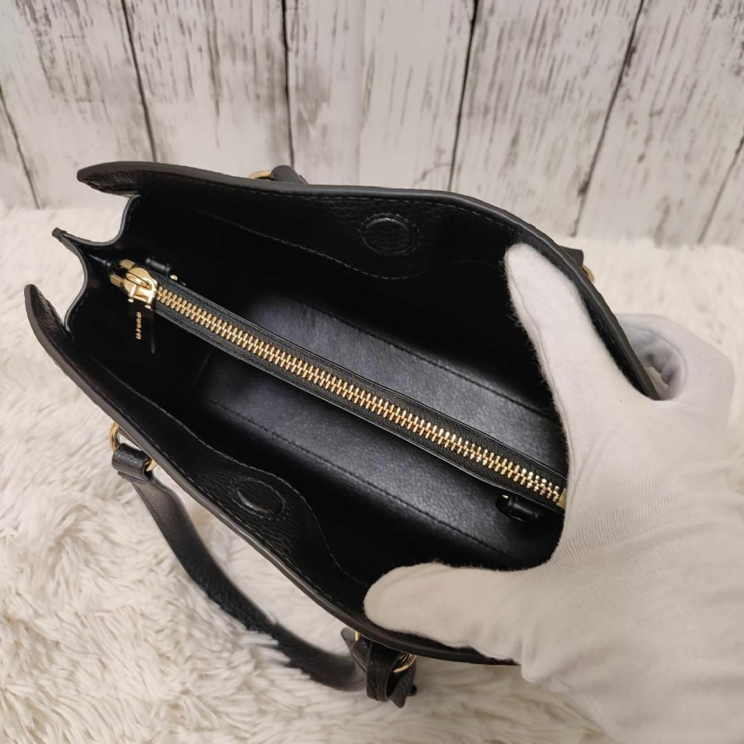 Michael Kors(マイケルコース)の【極美品】MICHAEL KORS　マイケルコース　ショルダーバッグ　2way レディースのバッグ(ショルダーバッグ)の商品写真