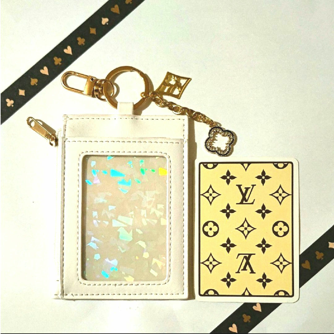 LOUIS VUITTON(ルイヴィトン)の⭐ミニ財布パスケース　⭐LOUIS VUITTONモノグラムトランプ１枚　ＨB レディースのファッション小物(名刺入れ/定期入れ)の商品写真