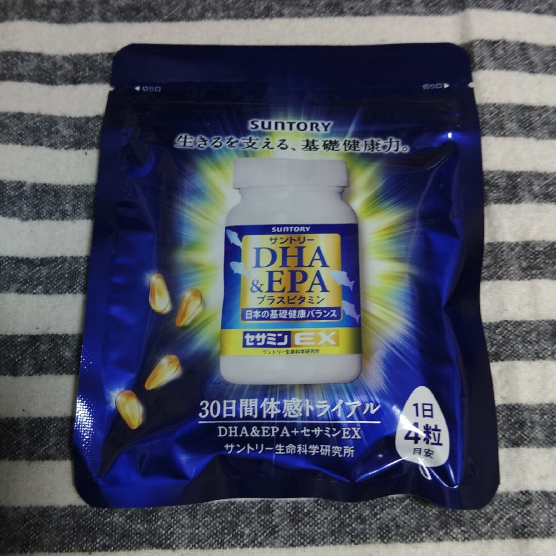 サントリー(サントリー)の☆サントリーDHA&EPA＋セサミンEX☆ 食品/飲料/酒の健康食品(ビタミン)の商品写真