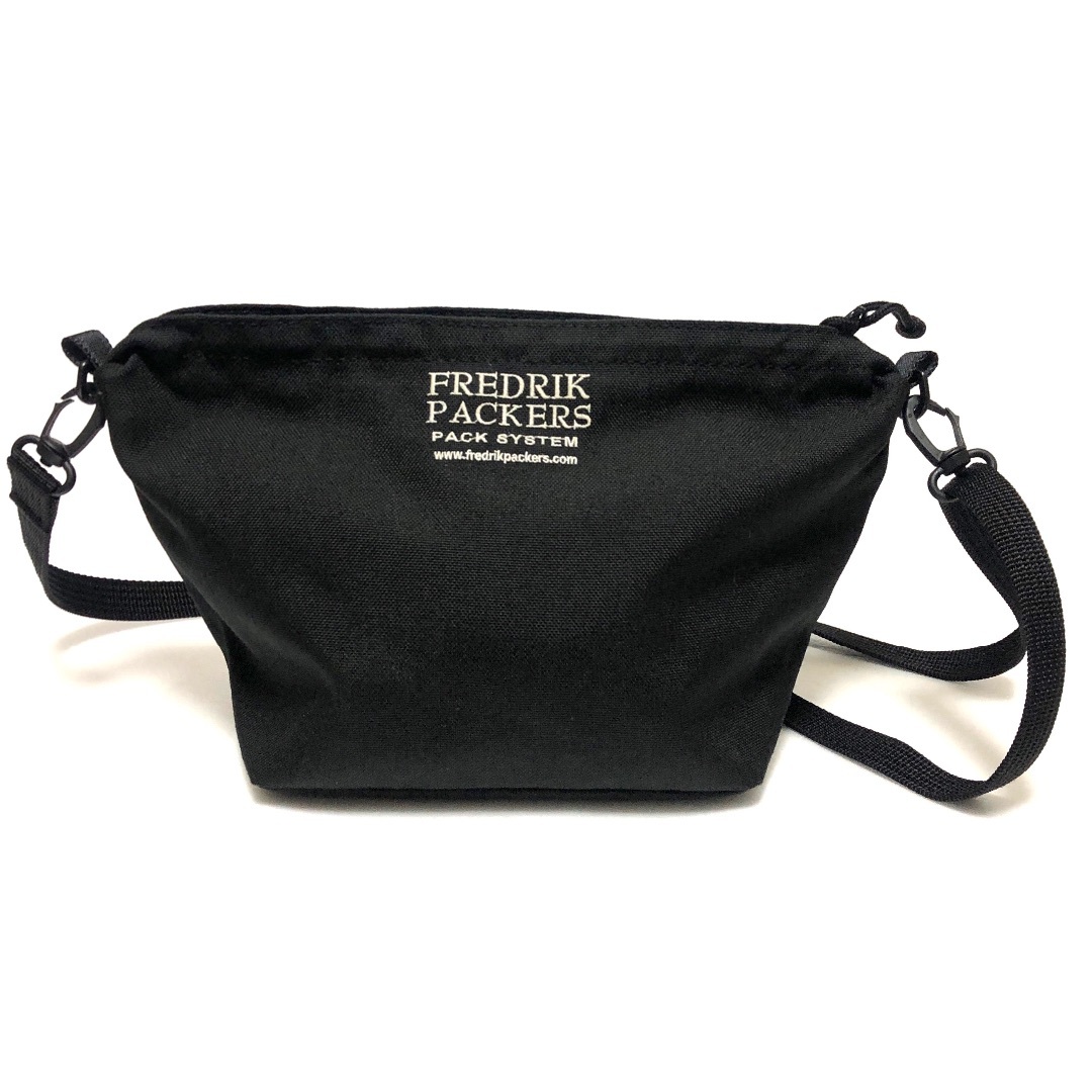FREDRIK PACKERS(フレドリックパッカーズ)のフレドリックパッカーズ ショルダーバッグ 24031110 ブラック レディースのバッグ(ショルダーバッグ)の商品写真