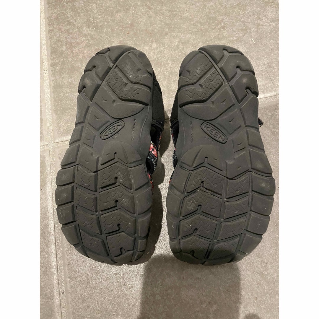 KEEN(キーン)のKEEN キッズサンダル キッズ/ベビー/マタニティのキッズ靴/シューズ(15cm~)(サンダル)の商品写真