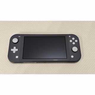 ニンテンドウ(任天堂)の任天堂Switch lite本体(携帯用ゲーム機本体)