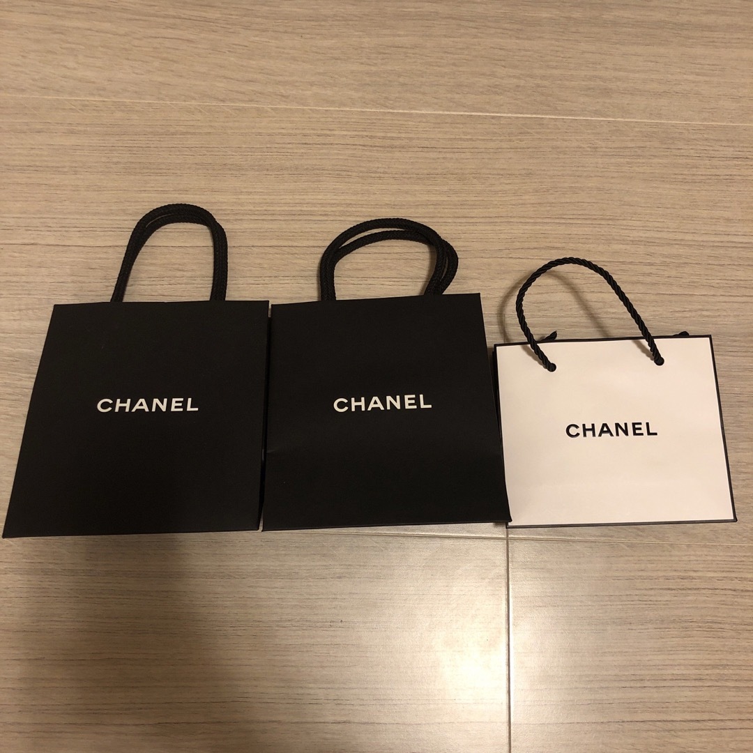 CHANEL(シャネル)のCHANEL シャネル　ショッパー　セット売り レディースのバッグ(ショップ袋)の商品写真