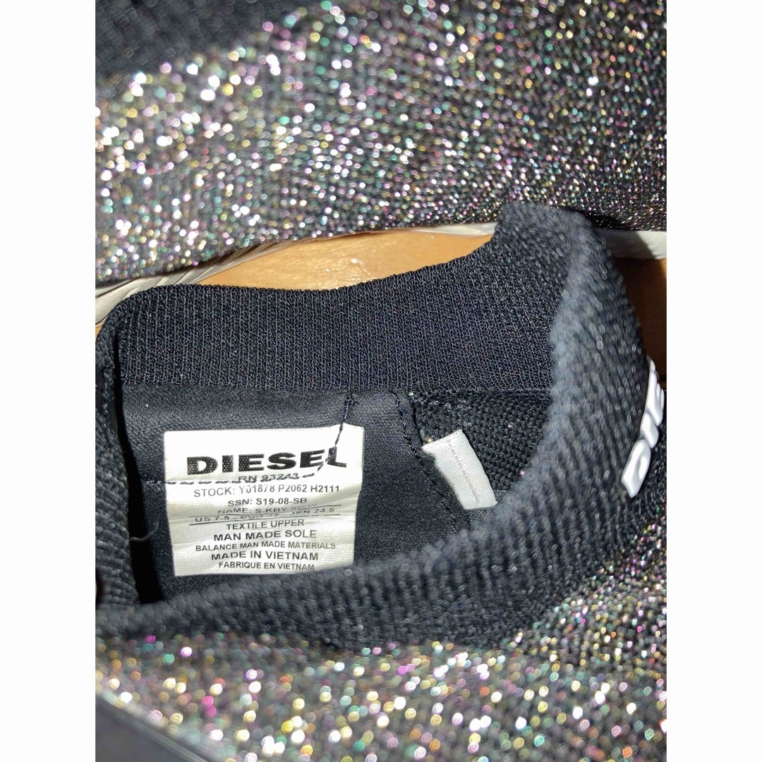 DIESEL(ディーゼル)のディーゼル　DIESEL スニーカー レディースの靴/シューズ(スニーカー)の商品写真