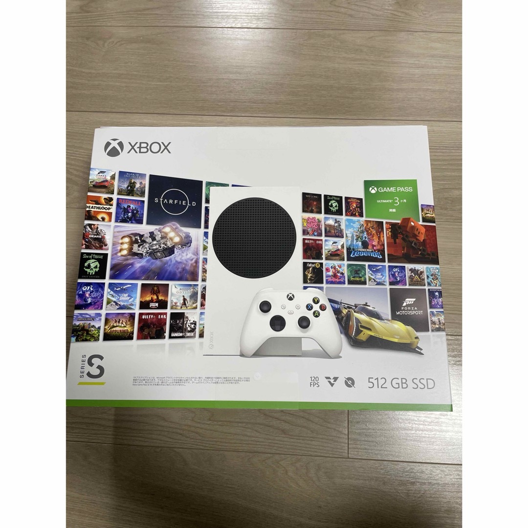 Xbox(エックスボックス)のxbox series s 512GB エンタメ/ホビーのゲームソフト/ゲーム機本体(家庭用ゲーム機本体)の商品写真