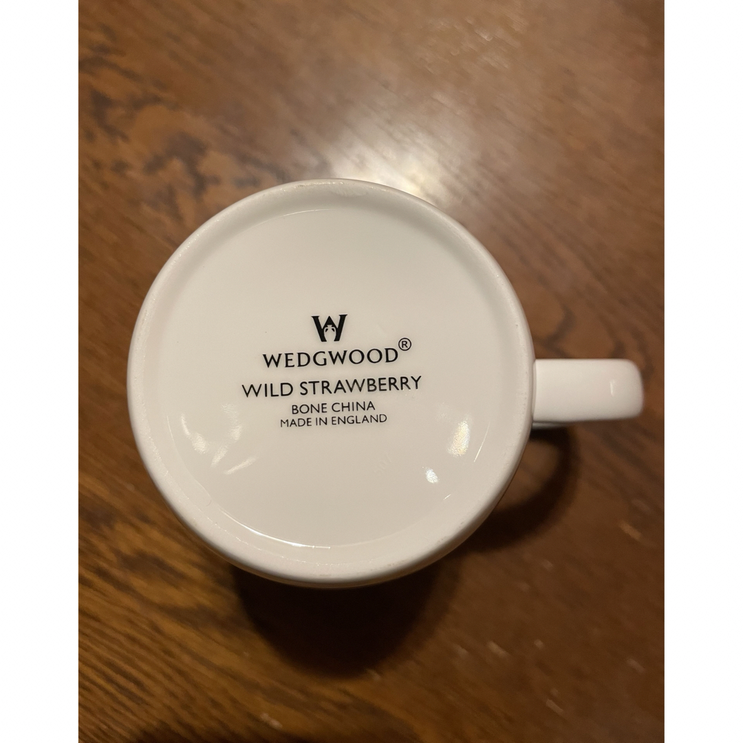 WEDGWOOD(ウェッジウッド)のWEDGWOOD マグカップ　ワイルドストロベリー インテリア/住まい/日用品のキッチン/食器(グラス/カップ)の商品写真