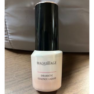 マキアージュ(MAQuillAGE)のほぼ新品！マキアージュ　ドラマティックエッセンスリキッド(ファンデーション)