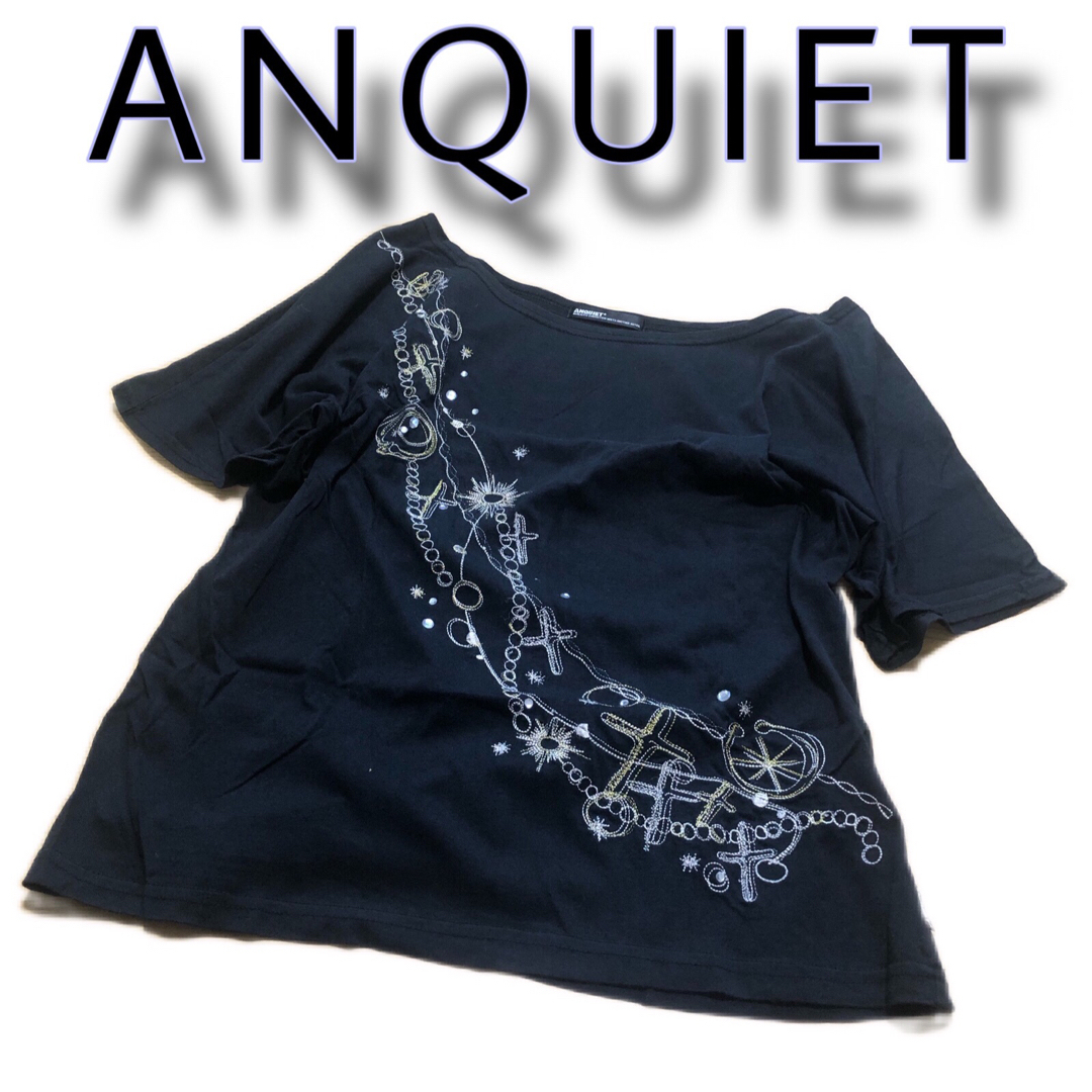 ANQUIET(アンクワイエット)の【ANQUIET】ビジュー刺繍カットソー Tシャツ オフショルダー レディースのトップス(カットソー(半袖/袖なし))の商品写真