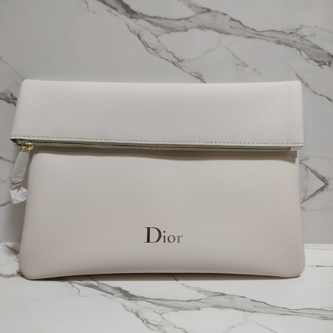 Christian Dior(クリスチャンディオール)のDior　ディオール　ポーチ　ノベルティ レディースのファッション小物(ポーチ)の商品写真