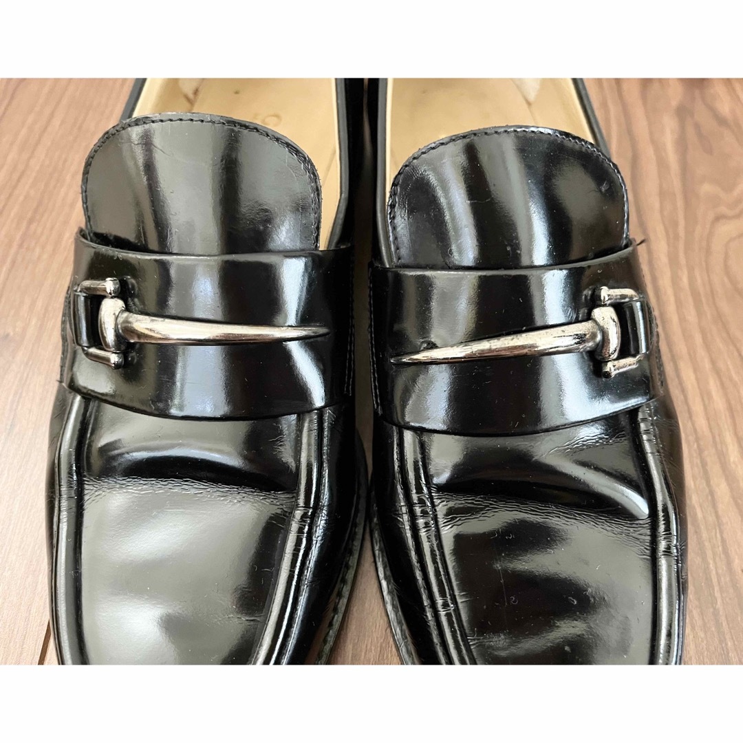 Gucci(グッチ)のグッチ　GUCCI  ビットローファー　エナメル　ブラック　イタリア製 レディースの靴/シューズ(ローファー/革靴)の商品写真