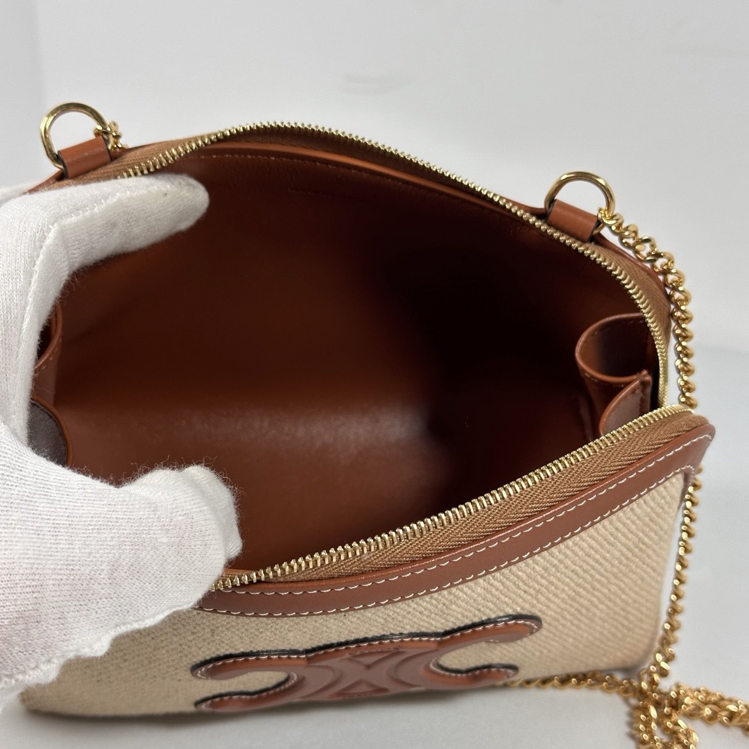 CEFINE(セフィーヌ)のCELINE セリーヌ チェーン付きクラッチ キュイルトリオンフ レディースのバッグ(ショルダーバッグ)の商品写真