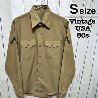 ヴィンテージ(VINTAGE)のUSA古着　80s　アメリカ軍　カーキシャツ　Sサイズ　長袖　ベージュ　ワーク(シャツ)