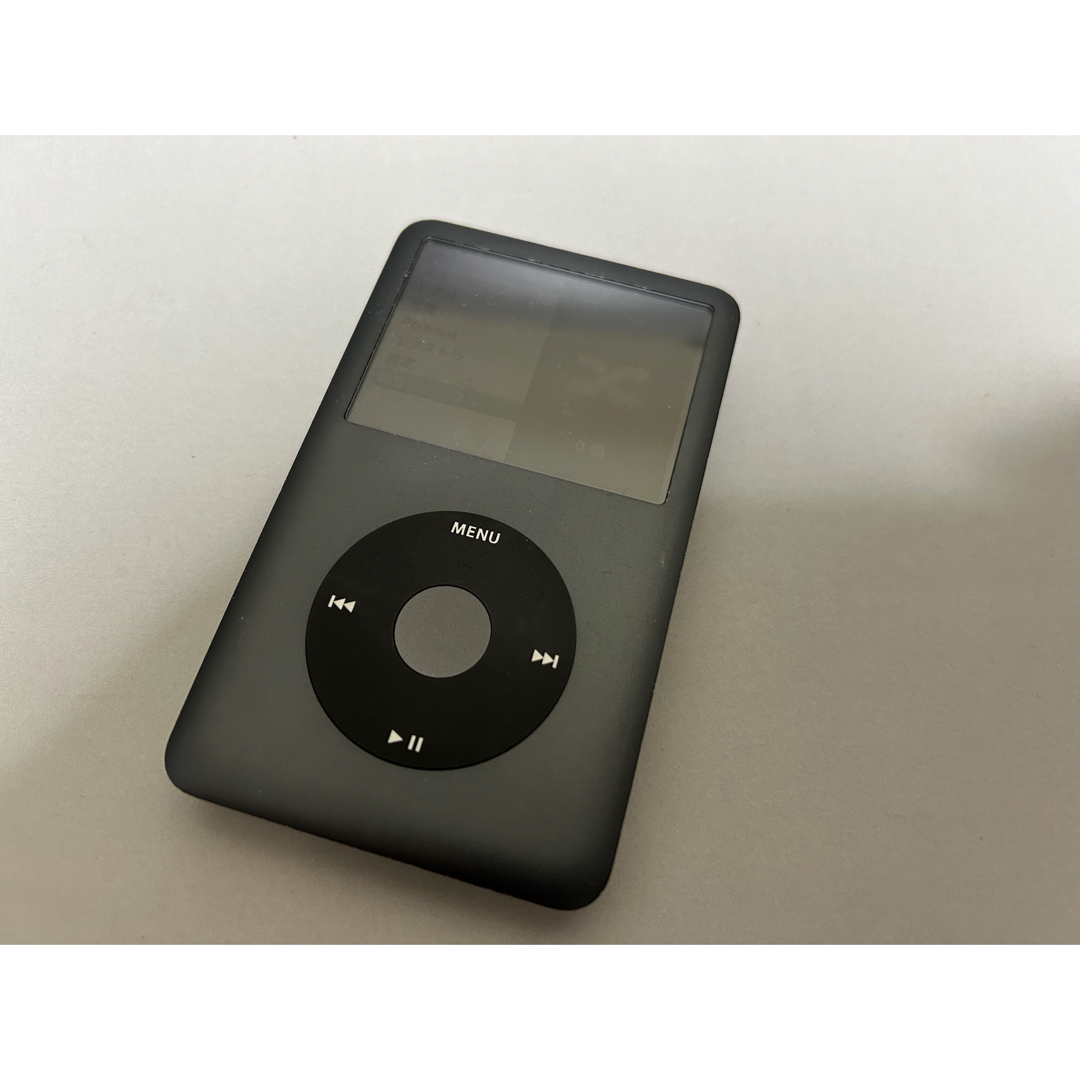 iPod(アイポッド)のiPod classic ブラック 160GB  スマホ/家電/カメラのオーディオ機器(ポータブルプレーヤー)の商品写真