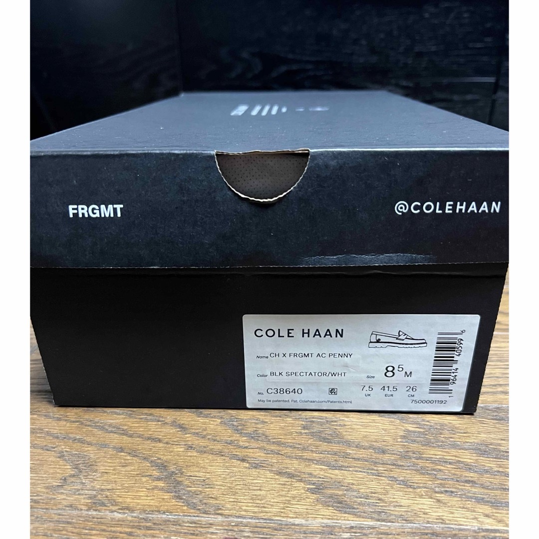 FRAGMENT(フラグメント)の【新品】COLEHAAN × FRGMT ペニーローファー/26㎝ US8.5 メンズの靴/シューズ(デッキシューズ)の商品写真