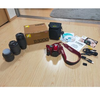 ニコン(Nikon)のNikon ボディ D3200 RED(デジタル一眼)