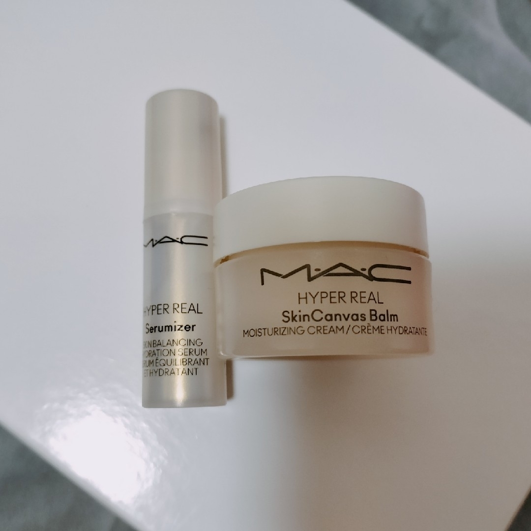 MAC(マック)のMAC ハイパーリアル セラマイザー・スキンキャンバス バーム ミニサイズ コスメ/美容のスキンケア/基礎化粧品(美容液)の商品写真
