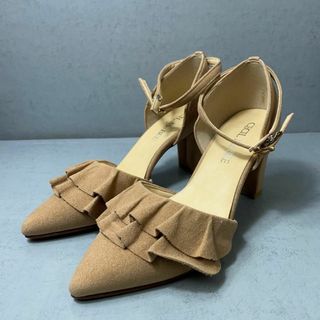 セシルマクビー(CECIL McBEE)の未使用品 セシルマクビー ハイヒール パンプス スエード ベージュ フリル(ハイヒール/パンプス)