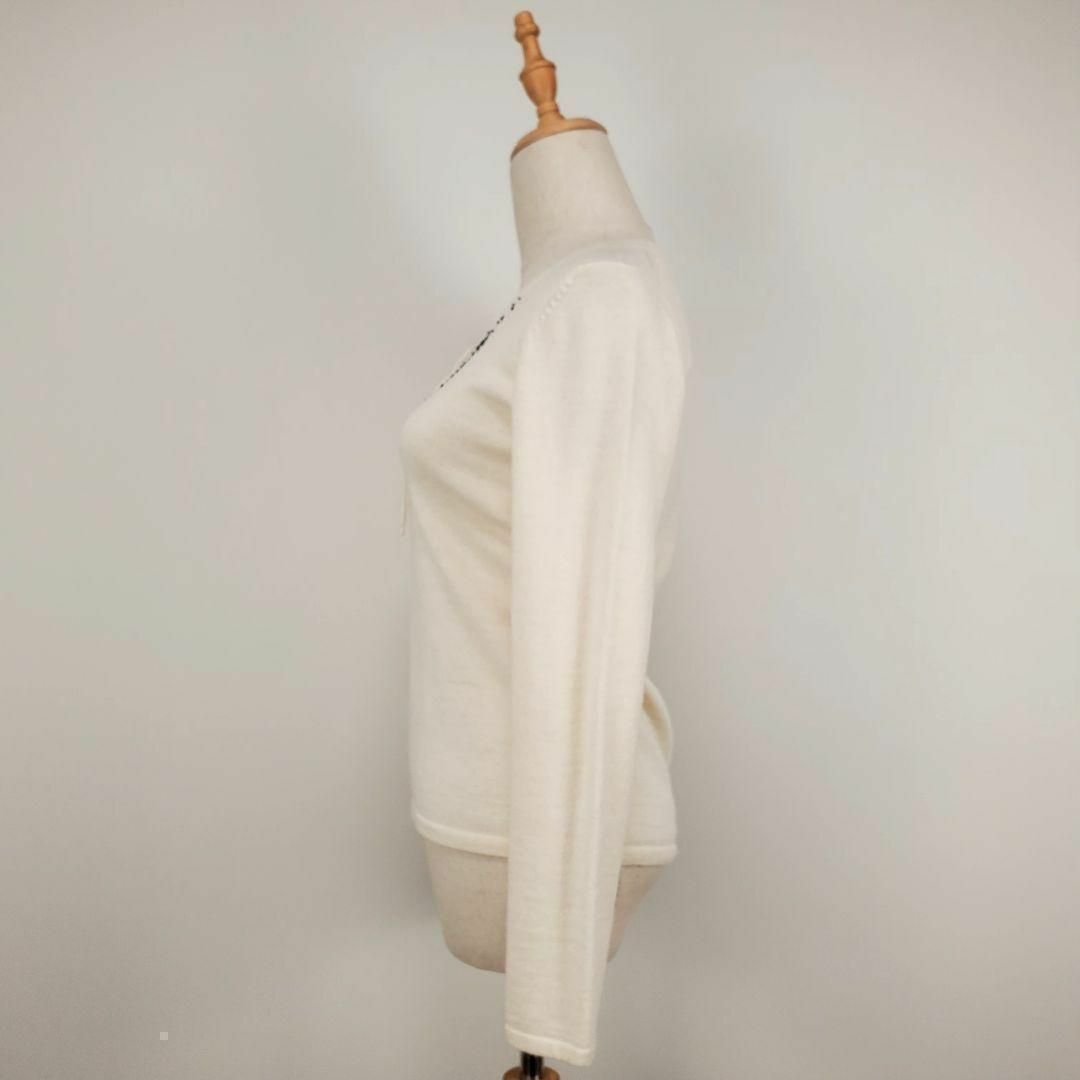 SunaUna(スーナウーナ)のスーナウーナSunauna白色38ビーズ装飾長袖ニット リボン その他のその他(その他)の商品写真
