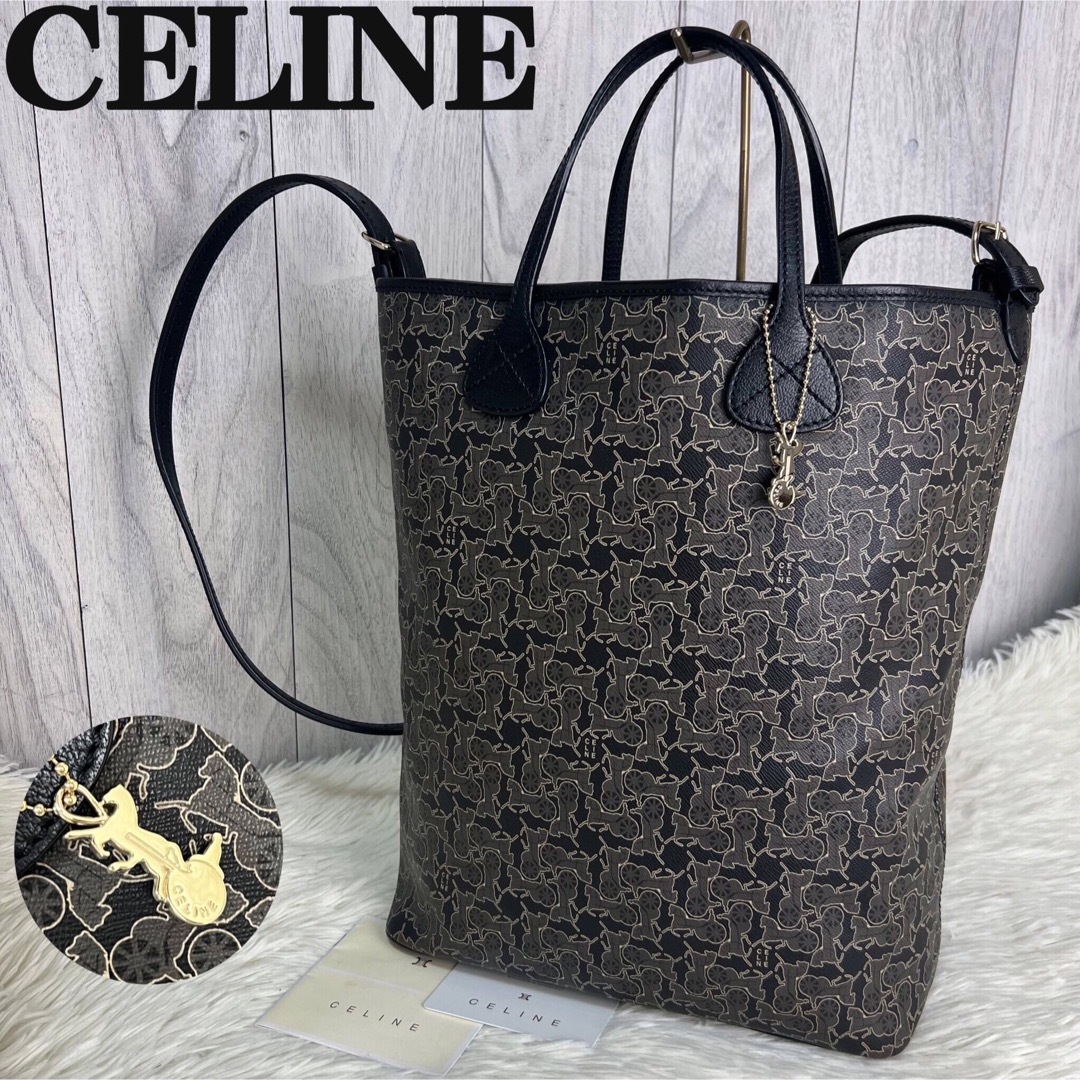 celine - 美品♡チャーム付♡A4可♡ホースアンドキャリッジ♡セリーヌ