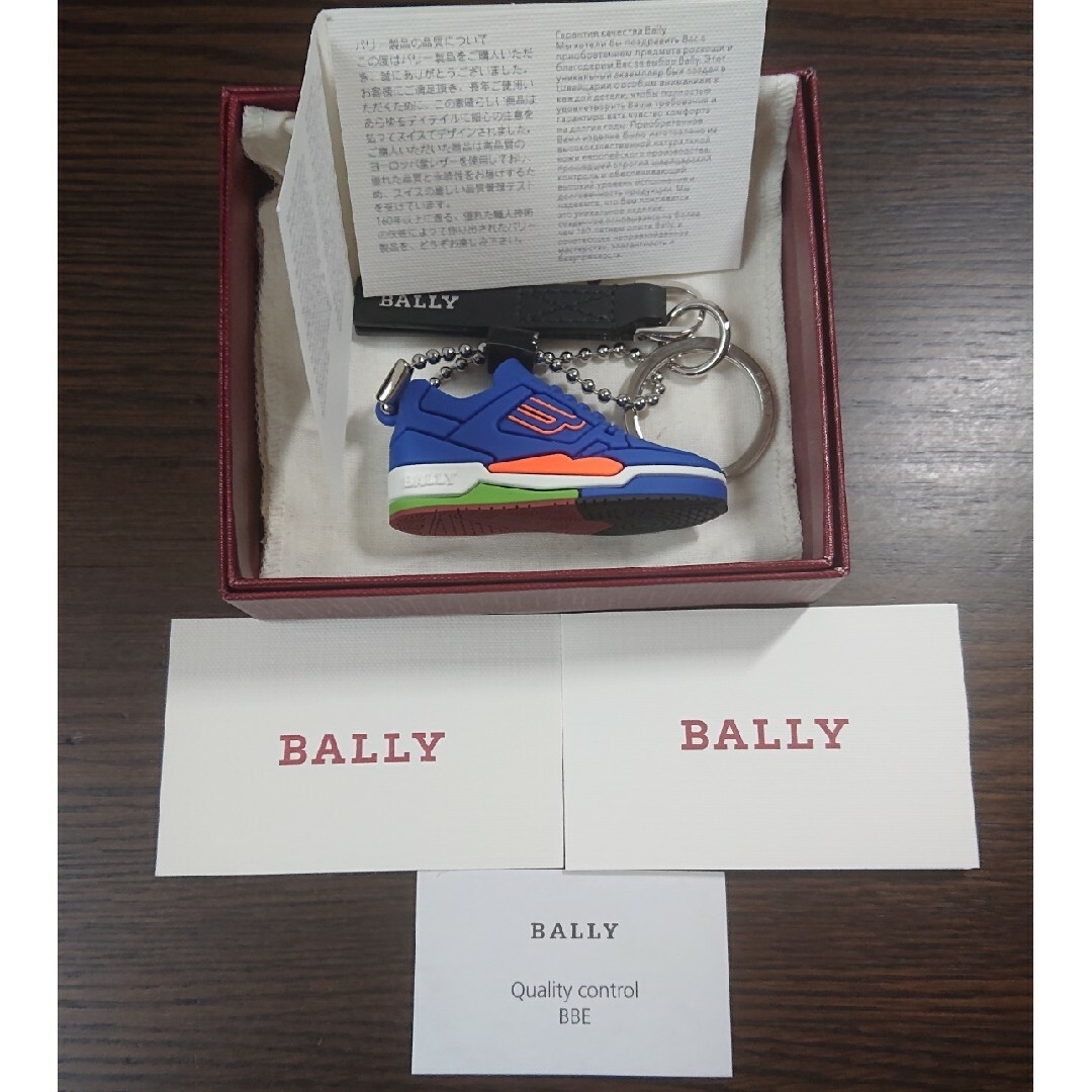 Bally(バリー)の【BALLY】バリー バッグチャーム ミニチュア スニーカー 靴 キーリング メンズのファッション小物(キーホルダー)の商品写真