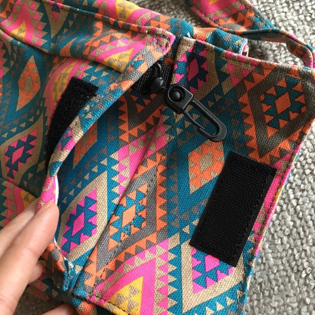 KAVU(カブー)の新品・KAVU★カブーショルダーバッグ★キーパー★ダイヤモンドカーペット★総柄 レディースのバッグ(ショルダーバッグ)の商品写真