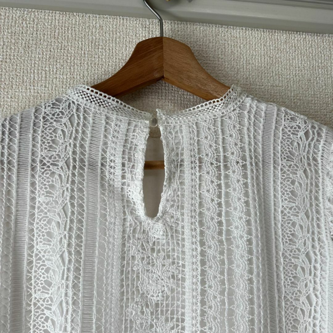 PAGEBOY(ページボーイ)のPAGEBOY☆刺繍トップス　フリーサイズ レディースのトップス(カットソー(半袖/袖なし))の商品写真