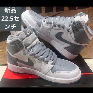 ナイキ(NIKE)のエアジョーダン1(スニーカー)