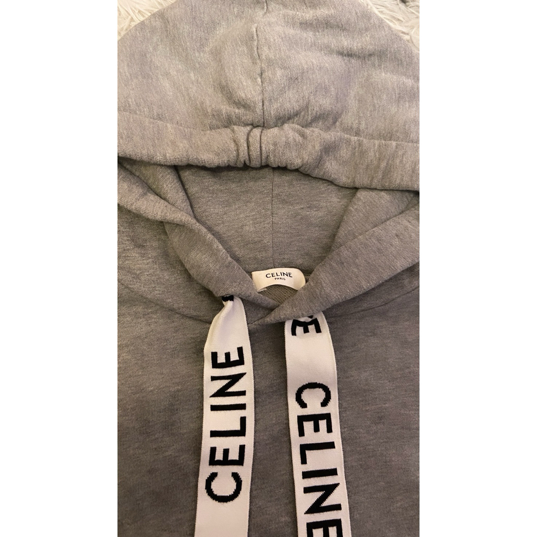 celine(セリーヌ)のももちゃん様　専用ページ　CELINE ルーズ フーディー  レディースのトップス(パーカー)の商品写真