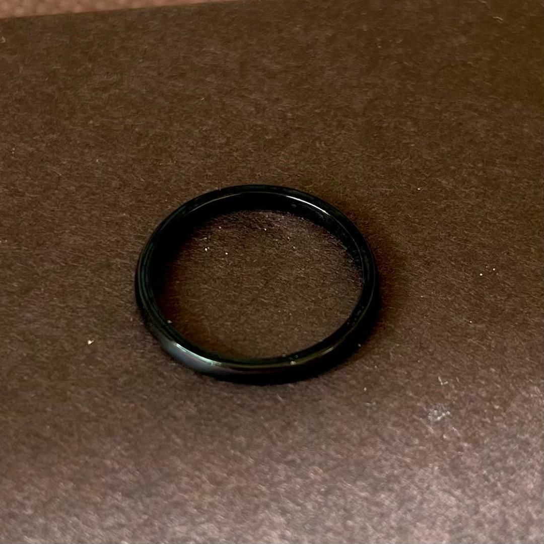刻印無料◎2mm甲丸ブラックリング レディースのアクセサリー(リング(指輪))の商品写真