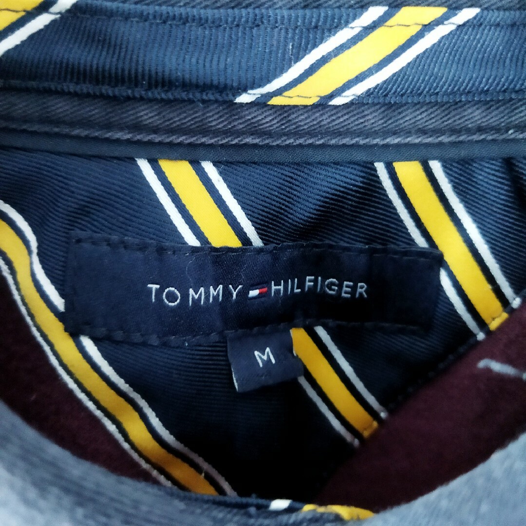 TOMMY HILFIGER(トミーヒルフィガー)の美品　TOMMY HILFIGER　トミーヒルフィガー　長袖ポロシャツ メンズのトップス(ポロシャツ)の商品写真