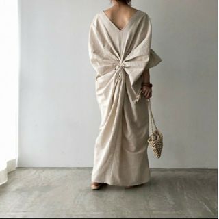 トゥデイフル(TODAYFUL)の19日までの出品、willfully☆シャーリングリネンop(ロングワンピース/マキシワンピース)