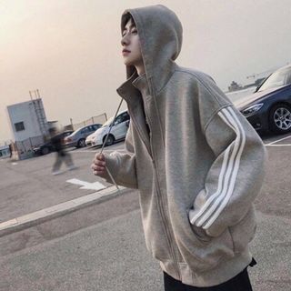 Balenciaga - I shii clubman hoodieの通販｜ラクマ